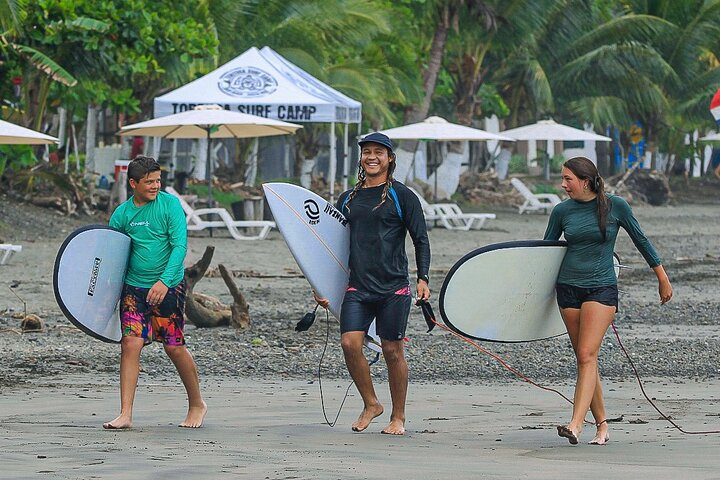 Ride In Surf School | Learn to Surf with the Best in Jaco Beach - Photo 1 of 16